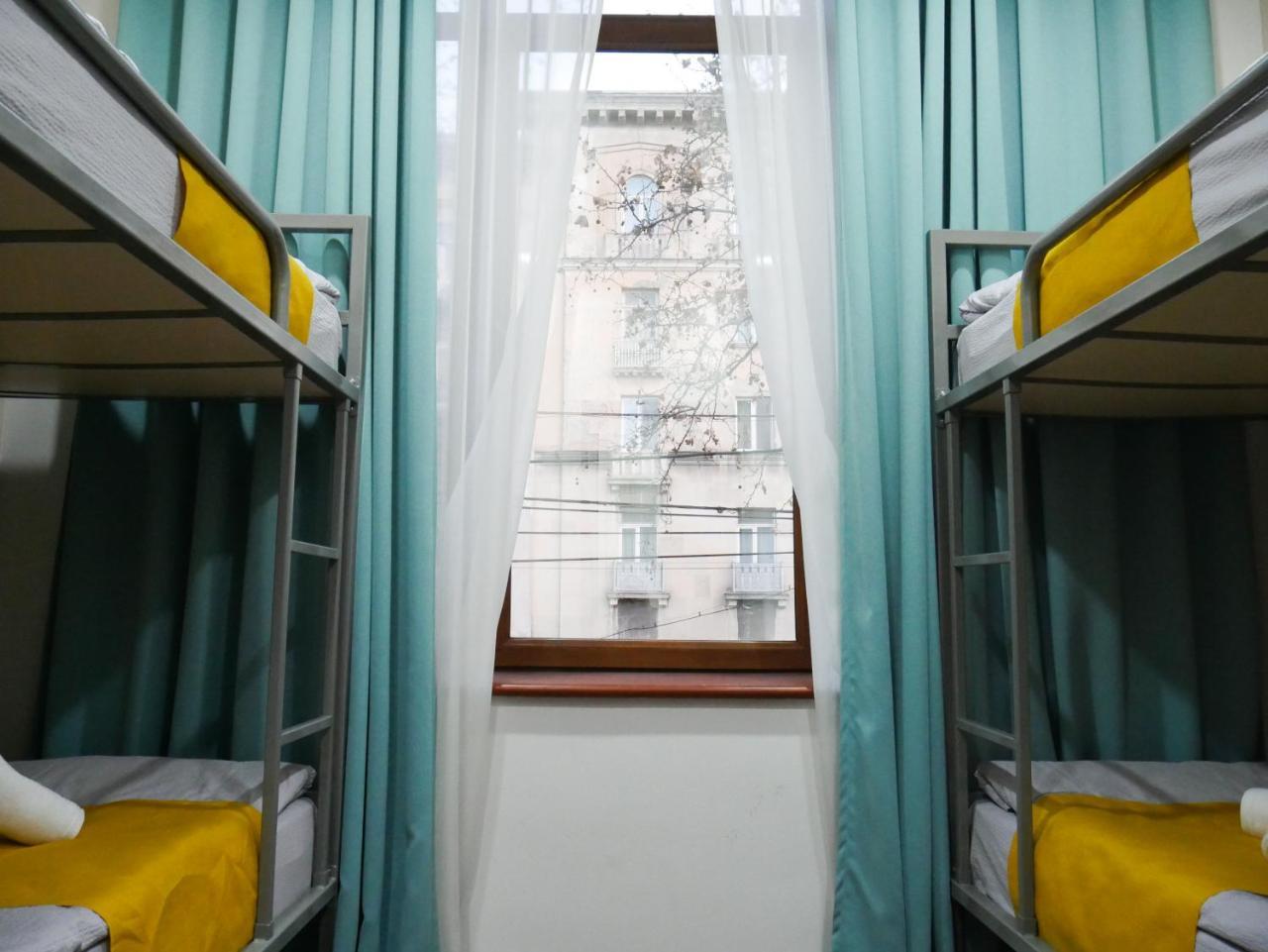 Koan Hostel Тбилиси Екстериор снимка