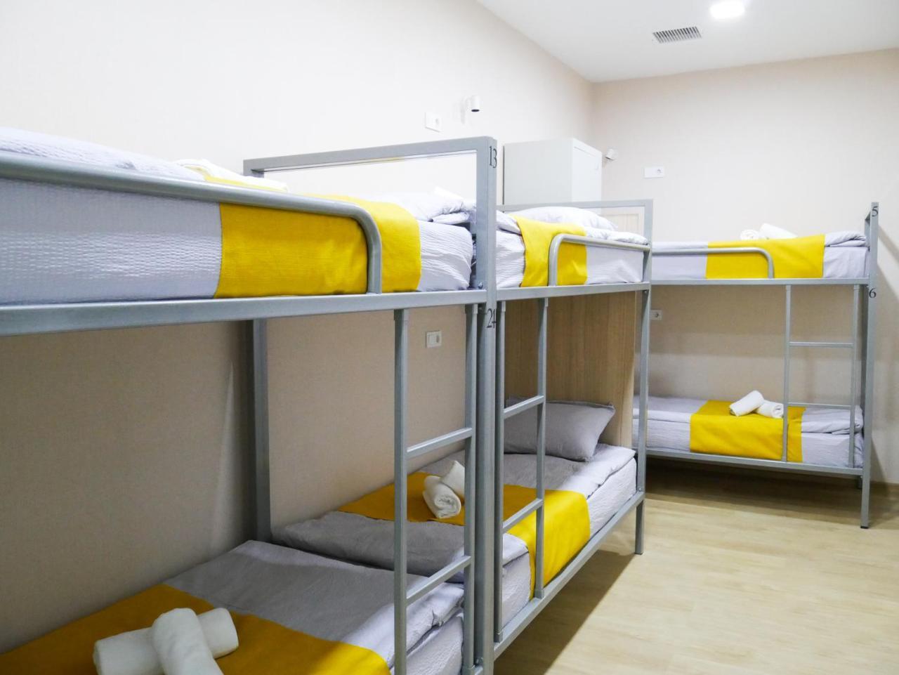 Koan Hostel Тбилиси Екстериор снимка